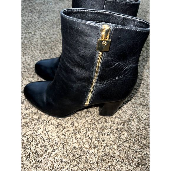 MICHAEL KORS BRITT BLACK BOOTIE MID-HI ANKLE BOOT, SZ 7.5 M - Picture 4 of 8
